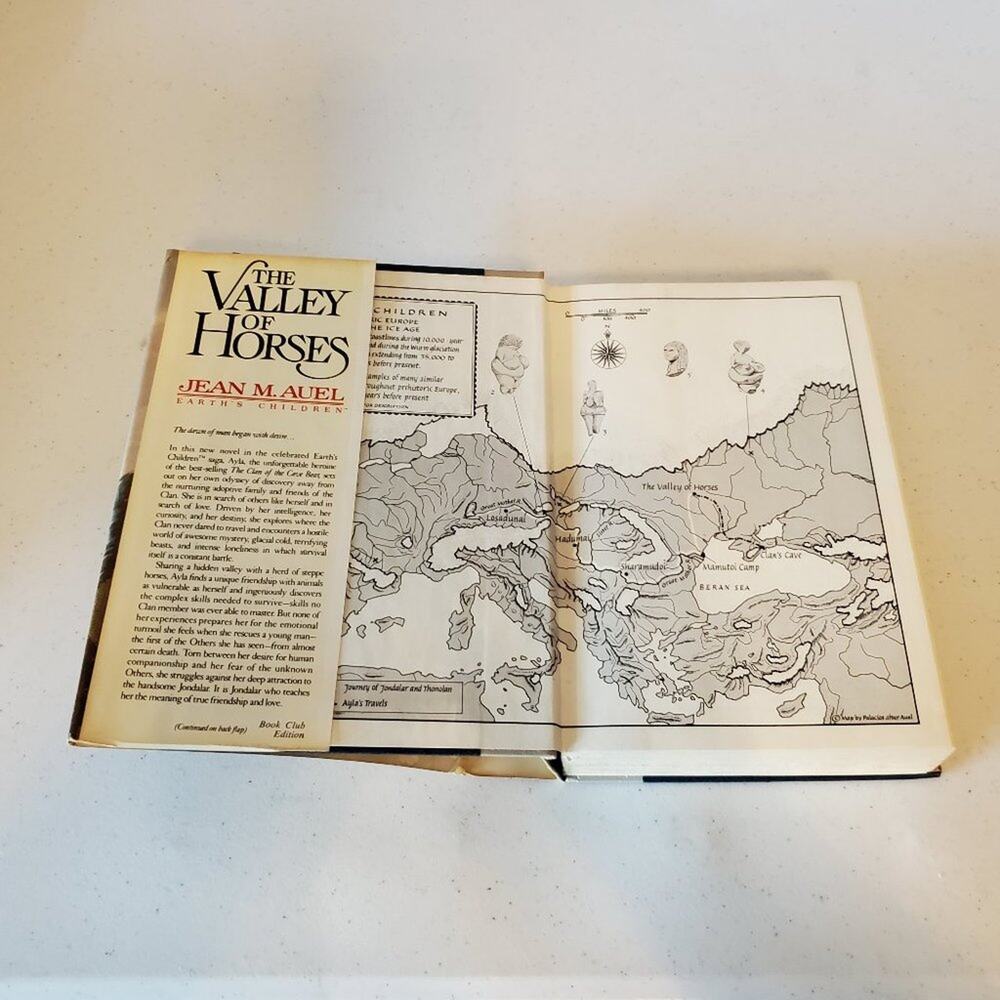 The Valley of Horses by Jean Auel Earth's Children Series Hardcover #2 - Picture 4 of 8